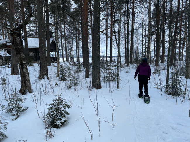 Sneeuwschoenwandelen - Wat is er te doen op wintersport als je niet van skiën houdt